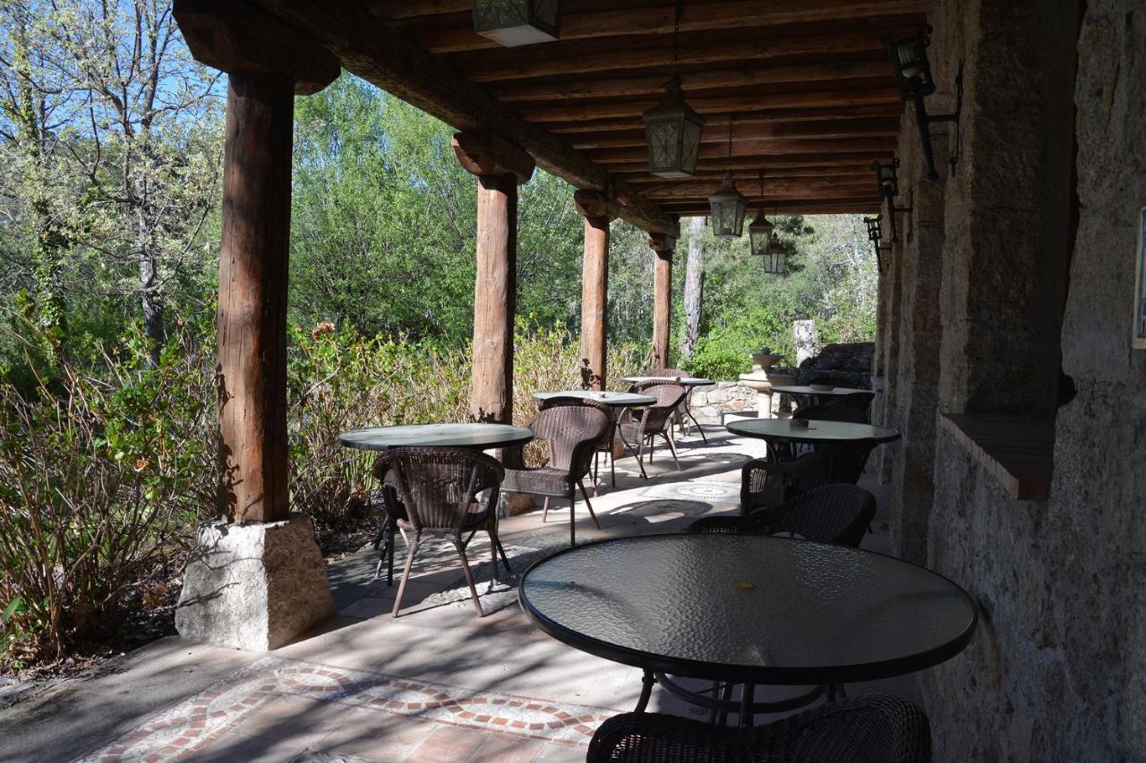 Posada Fuenteplateada Collado Hermoso Exterior photo